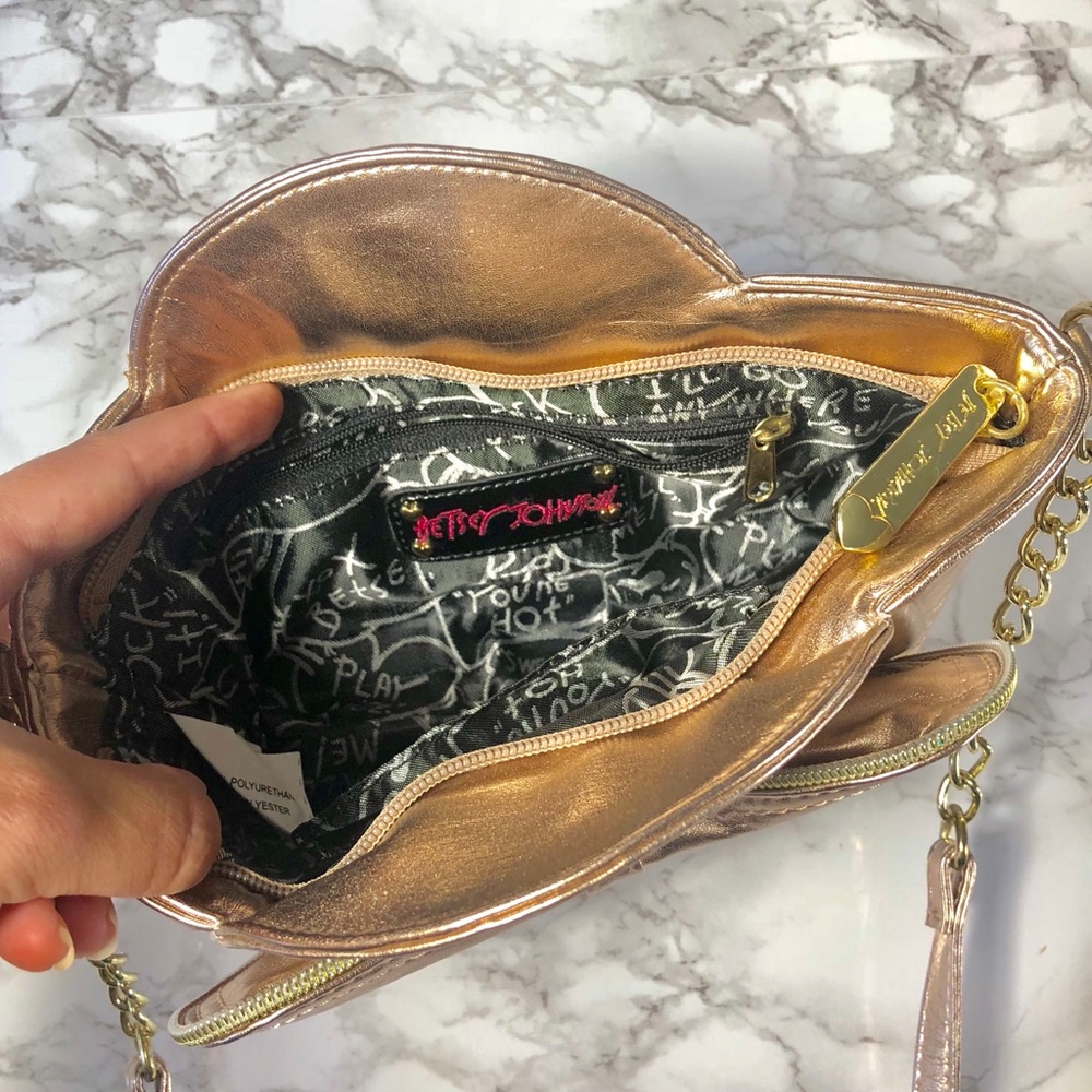 Betsey Johnson Gold Bow CrossBody Chain Purse Euc Gem